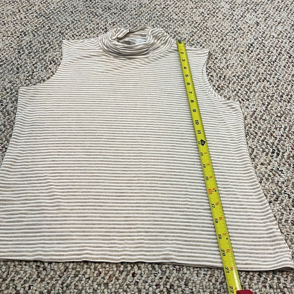 Jillian & Nicole Striped Sleeveless Ruched Turtleneck Top with Shimmer. EUC - Picture 7 of 8